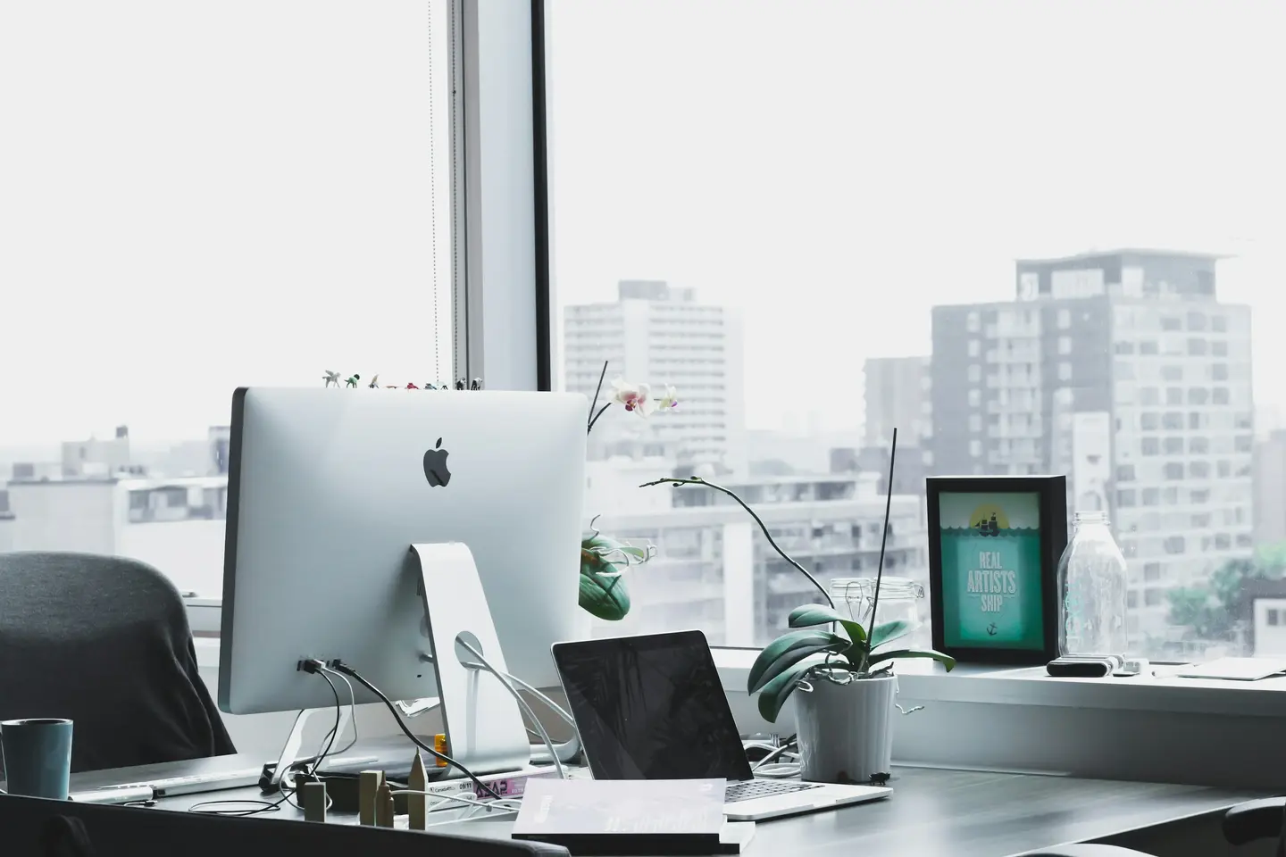 Shared table in a commercial workplace used for collaborative work